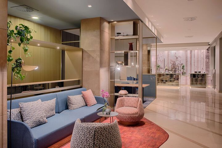 Guest Lobby