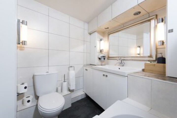 Room 5 of 26