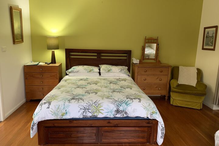 Room 11 of 62