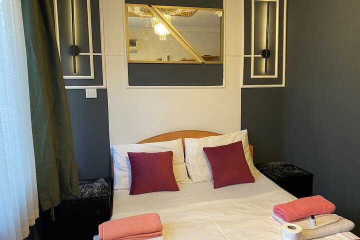 Room 19 of 62