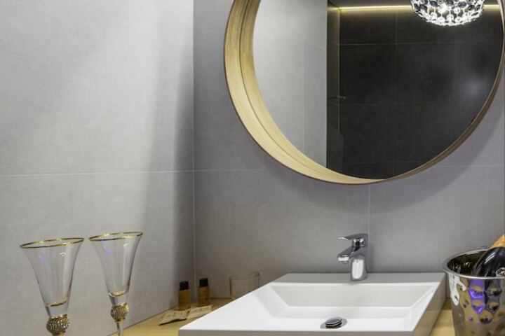 Room 119 of 145
