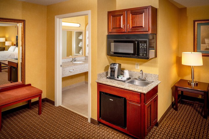 Room 22 of 49