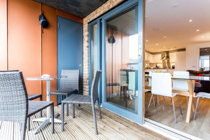 Terrace/Patio 6 of 11