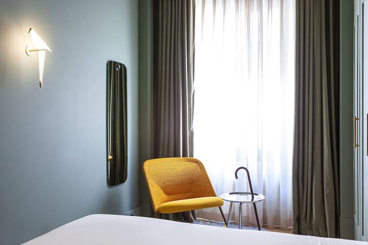 Room 16 of 86