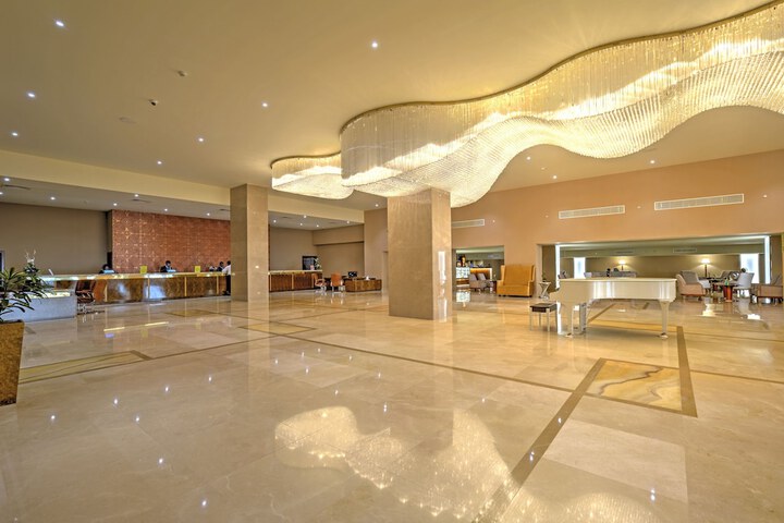 Hotel 2 of 89
