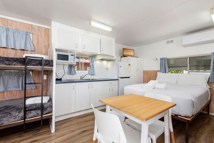 Room 6 of 26