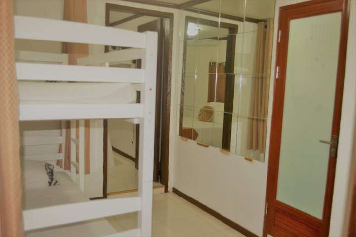 Room 50 of 141