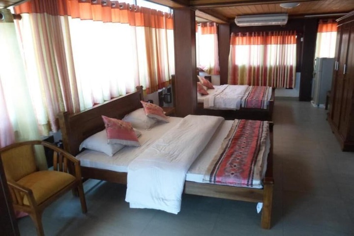 Hotel Interior 104 of 175