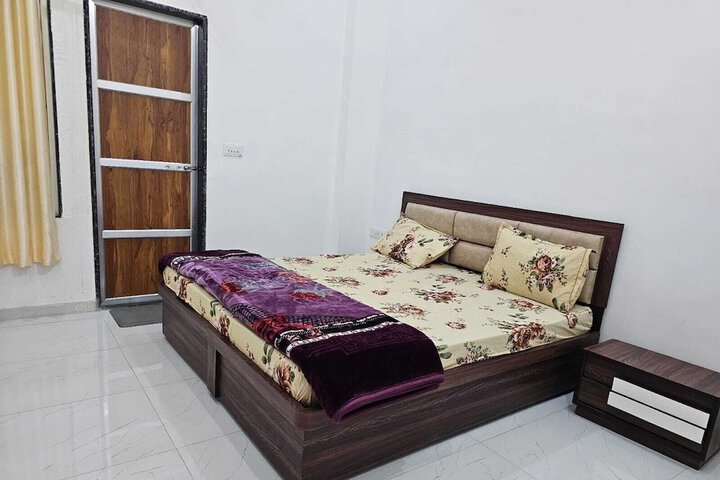 Room 14 of 43