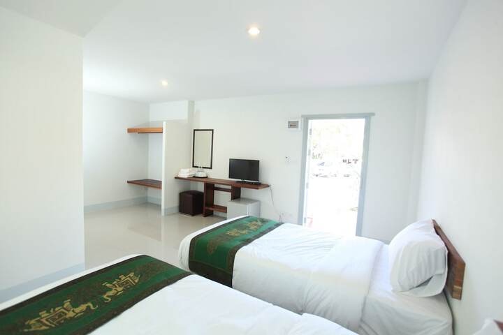 Room 14 of 51