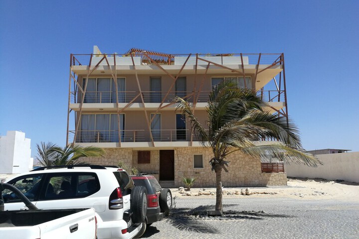 Hotel 7 of 39