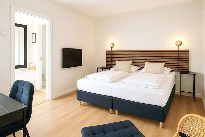Room 8 of 26