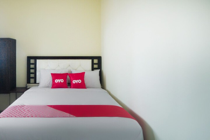 Room 16 of 24