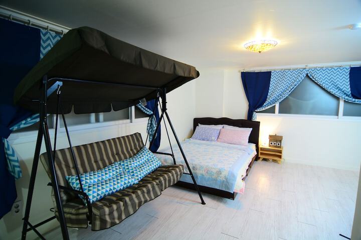 Room 15 of 264