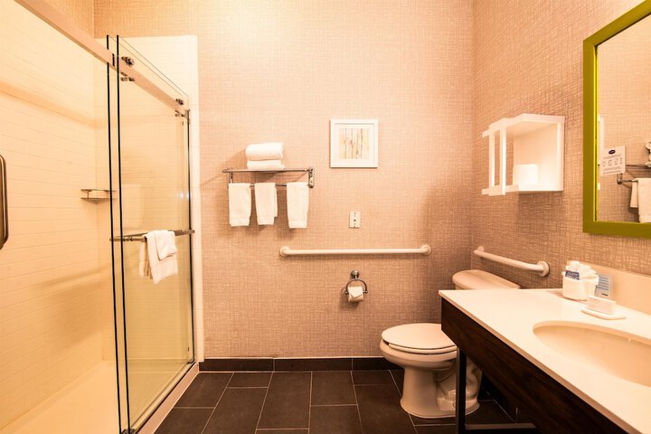Bathroom shower