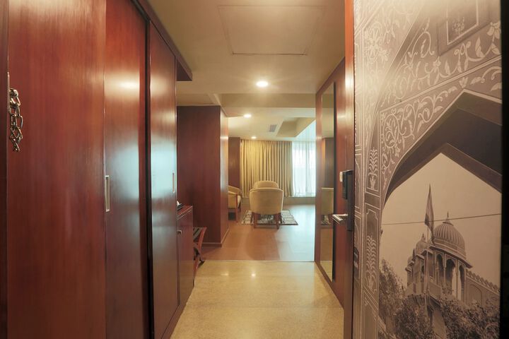 Room 20 of 66