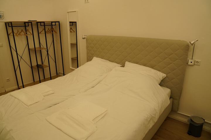 Room 3 of 15