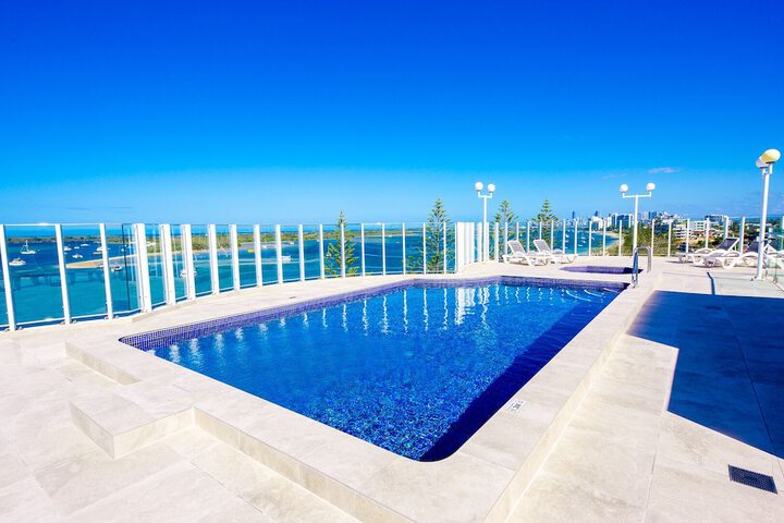 Pool 95 of 115