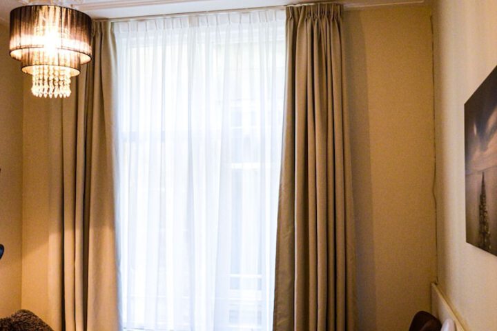 Room 12 of 52