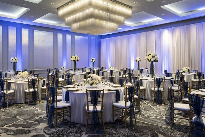 Banquet hall