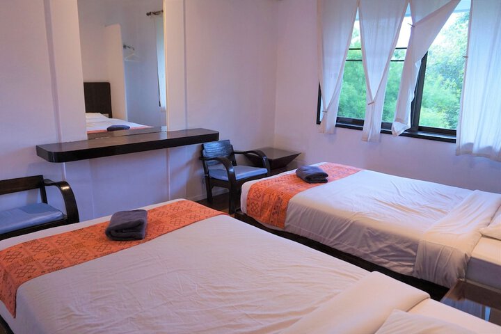 Room 21 of 115