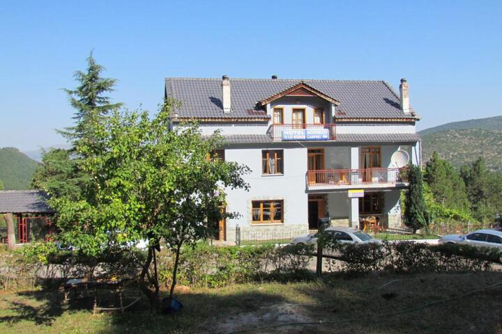 Hotel Germenji