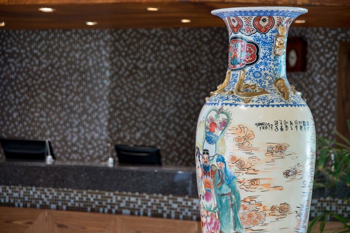 Entrance & Lobby