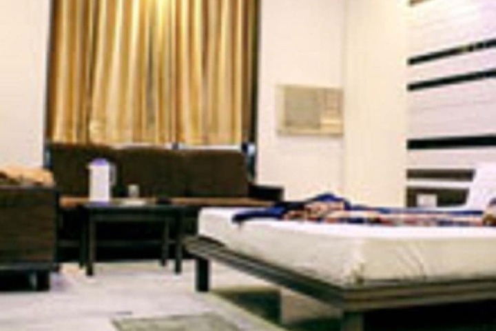 Room 5 of 45