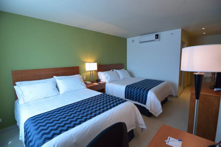 Room 15 of 93