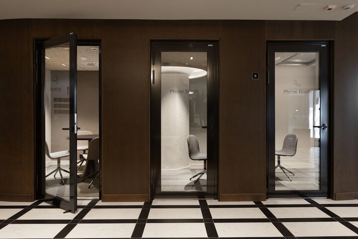 Business Center 153 of 173