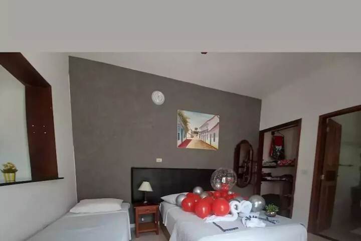 Room 52 of 149