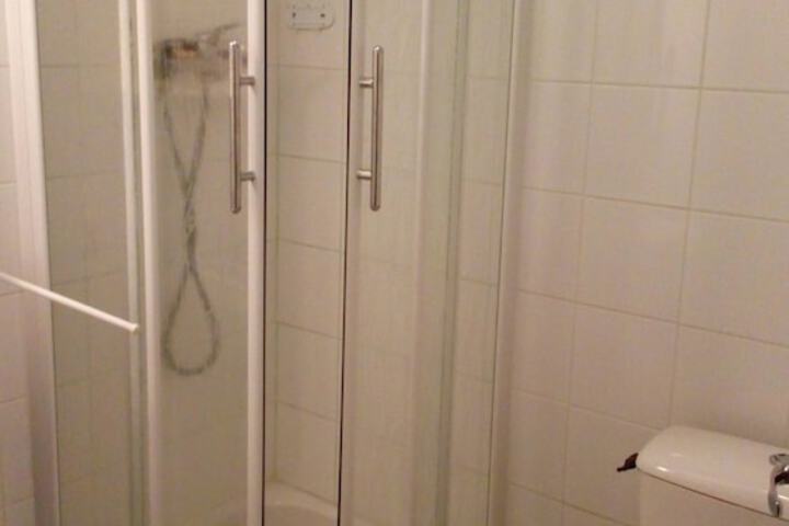 Room 21 of 30