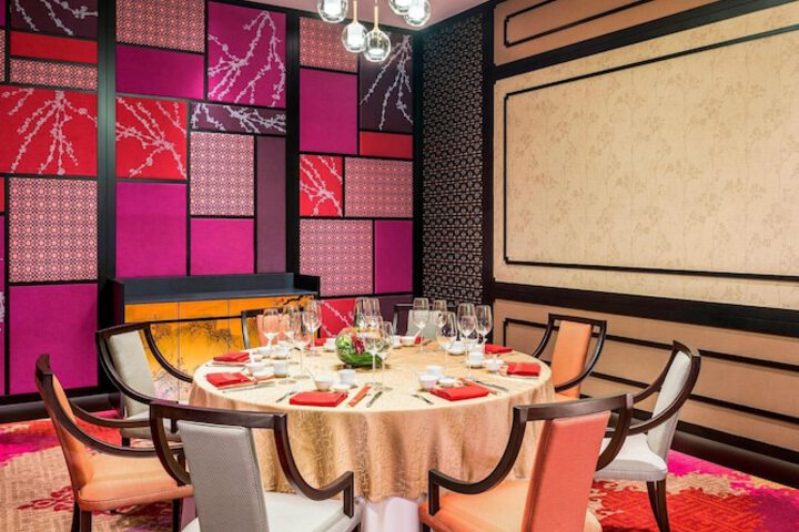 Dining 62 of 81