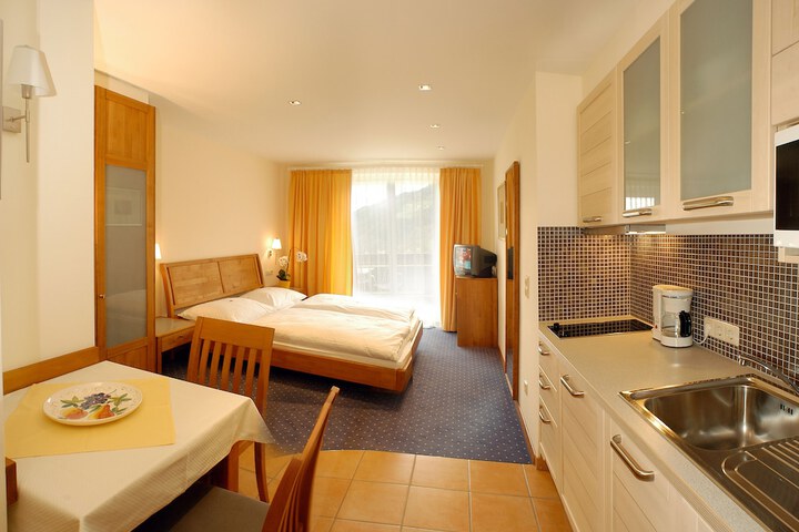 Room 49 of 89