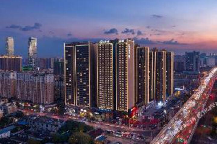 General 10 of 23