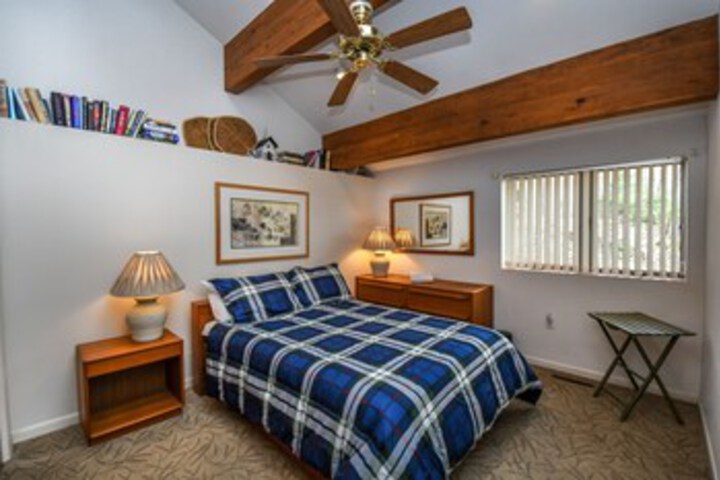 Room 22 of 28
