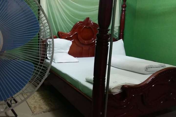 Room 3 of 46