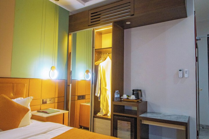 Room 21 of 139