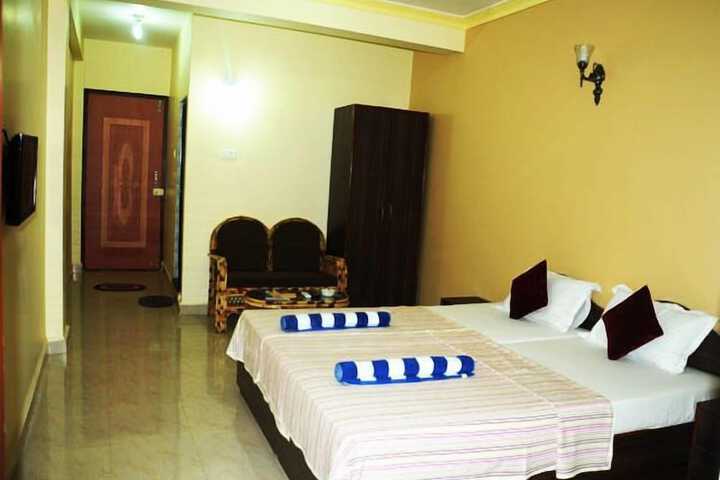 Room 9 of 63