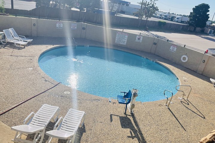 Hotel with Pool