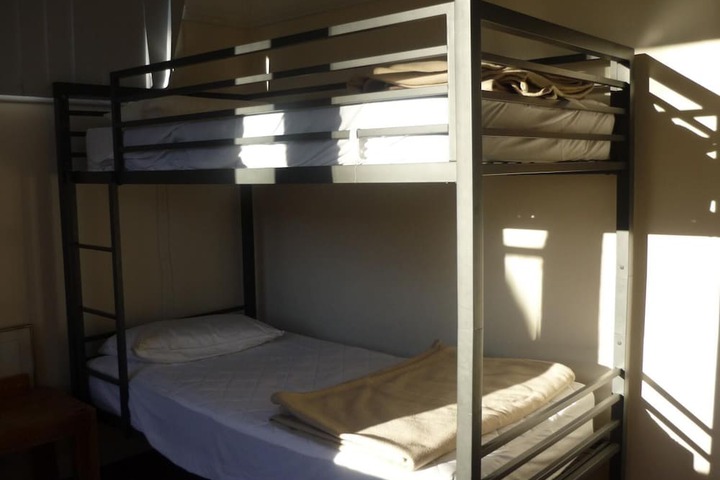Room 6 of 24