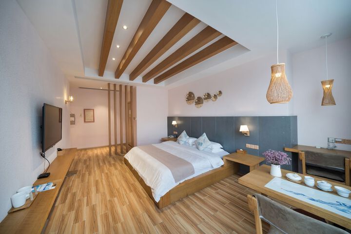 Room 43 of 149