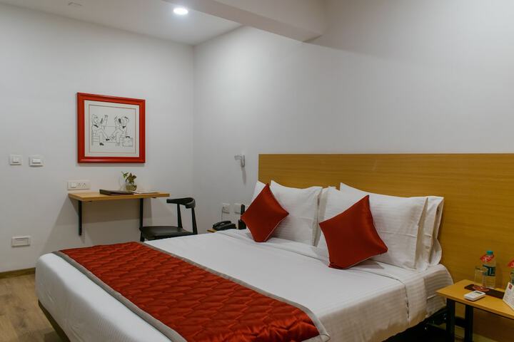 Room 7 of 20