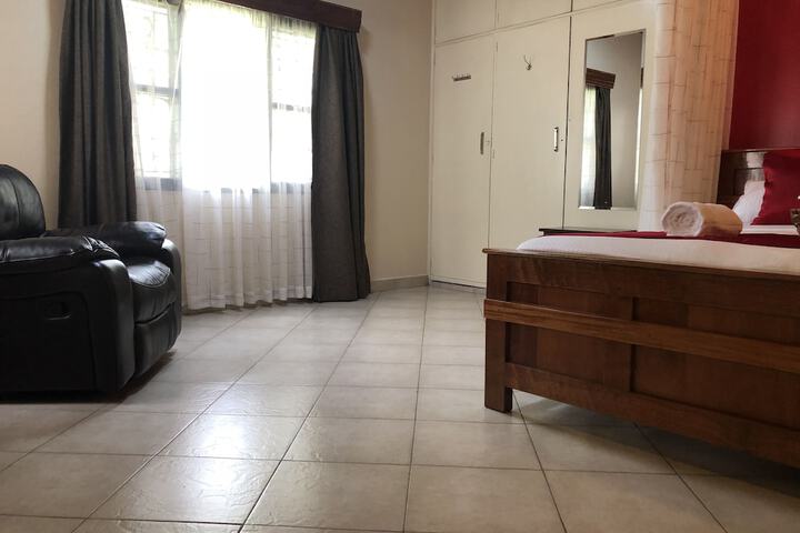 Room 31 of 32