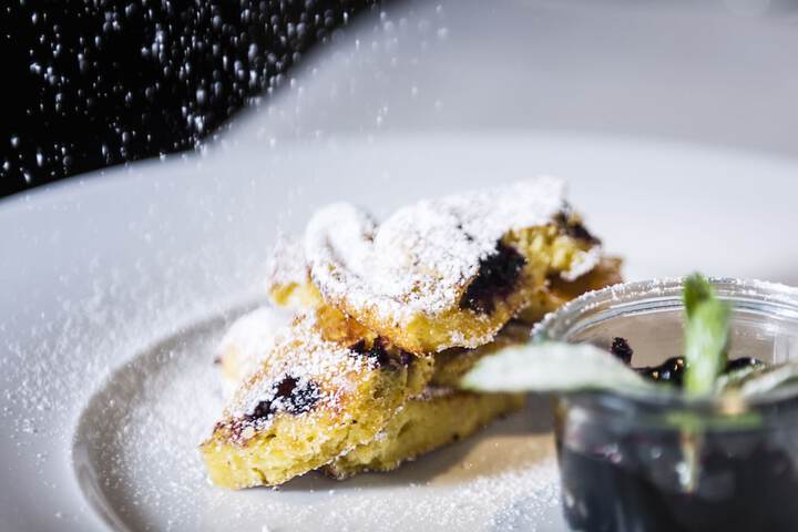 Dining 118 of 176