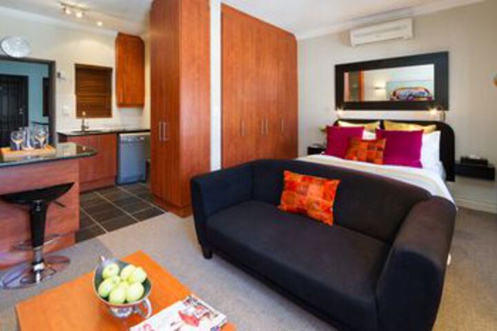 Room 12 of 66