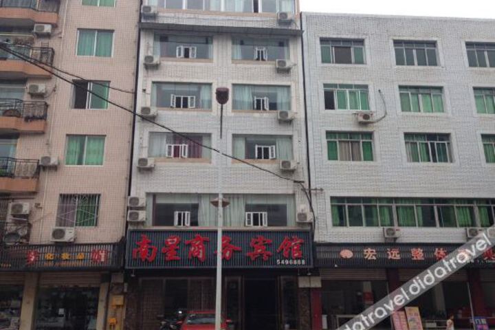 Hotel 5 of 15