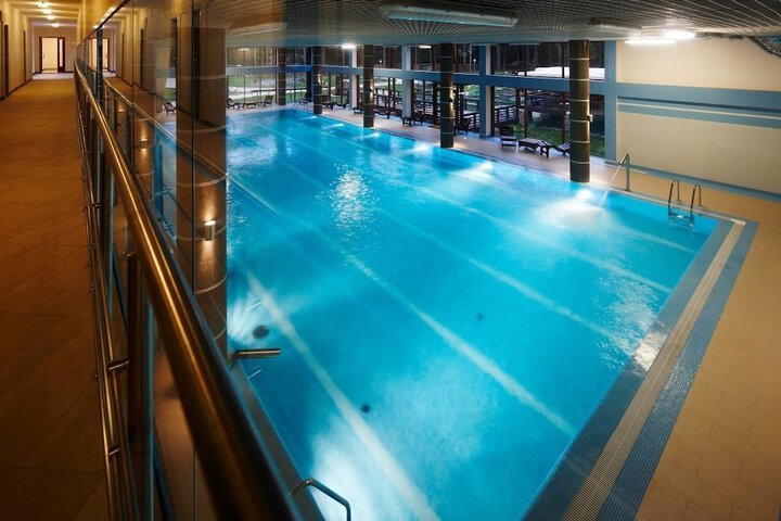 Pool 51 of 123