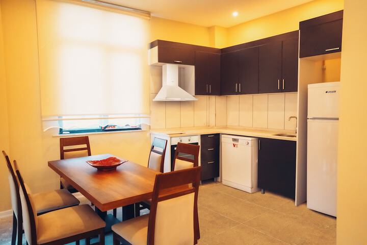 Room 13 of 34