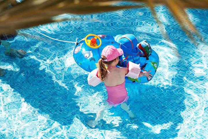 Pools & Facilities
